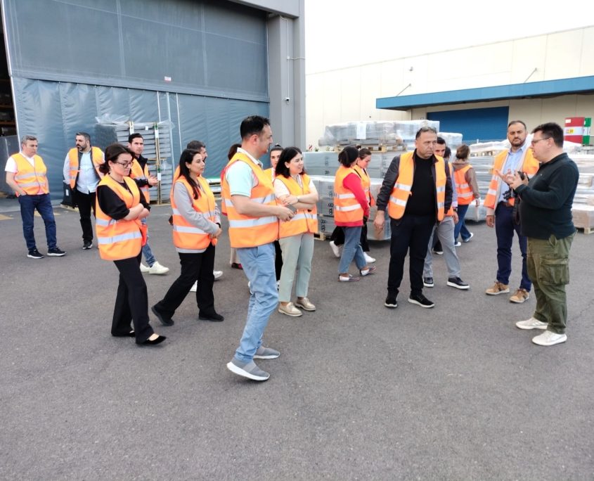 Delegation from Azerbaijan visiting Valli S.r.l. - 9